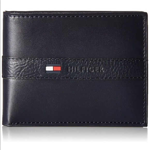 Tommy Hilfiger Other - Tommy Hilfiger Men’s Navy Blue Leather Wallet Tommy Hilfiger Other - Tommy Hilfiger Men’s Navy Blue Leather Wallet